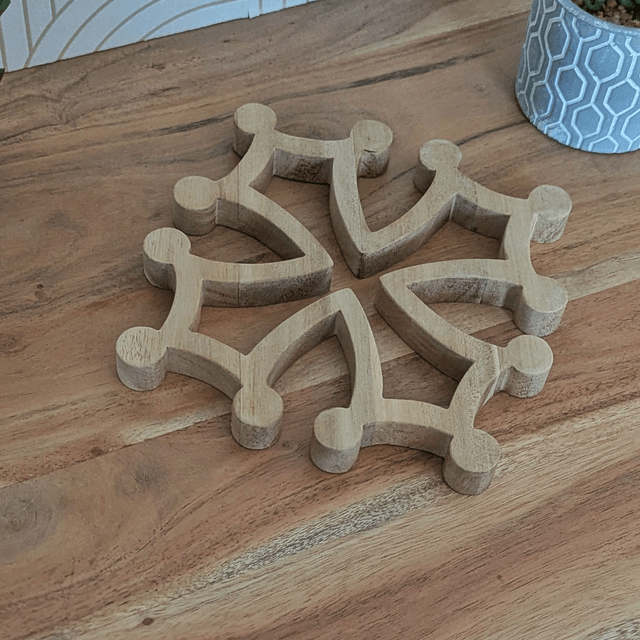 Croix occitane en acacia