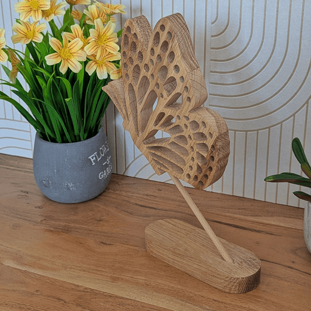 Papillon en chêne