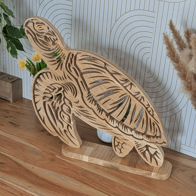 Tortue de mer XXL en chêne