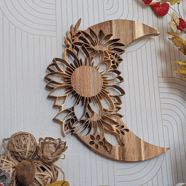 Lune fleurie en acacia