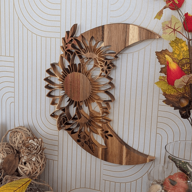 Lune fleurie en acacia