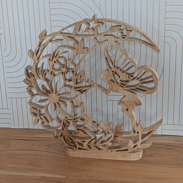 Lune féerique en chêne