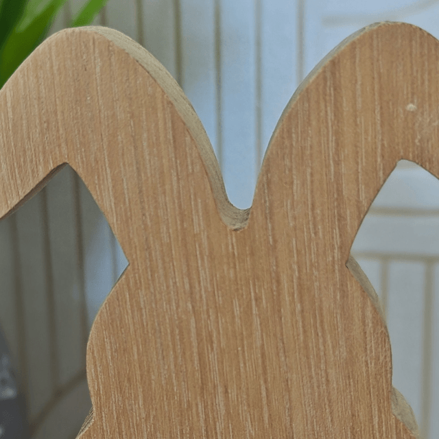 Lapin en robinier faux acacia