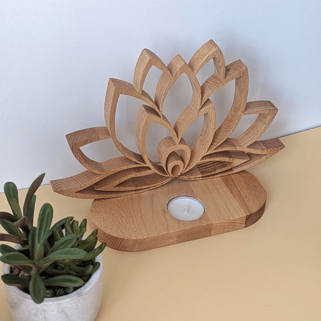 Fleur de lotus en hêtre