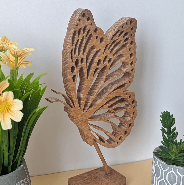 Papillon en chêne