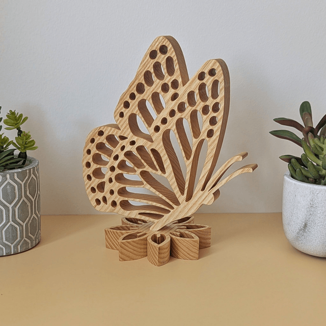 Papillon en frêne