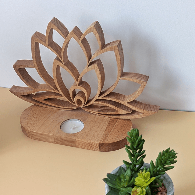 Fleur de lotus en hêtre
