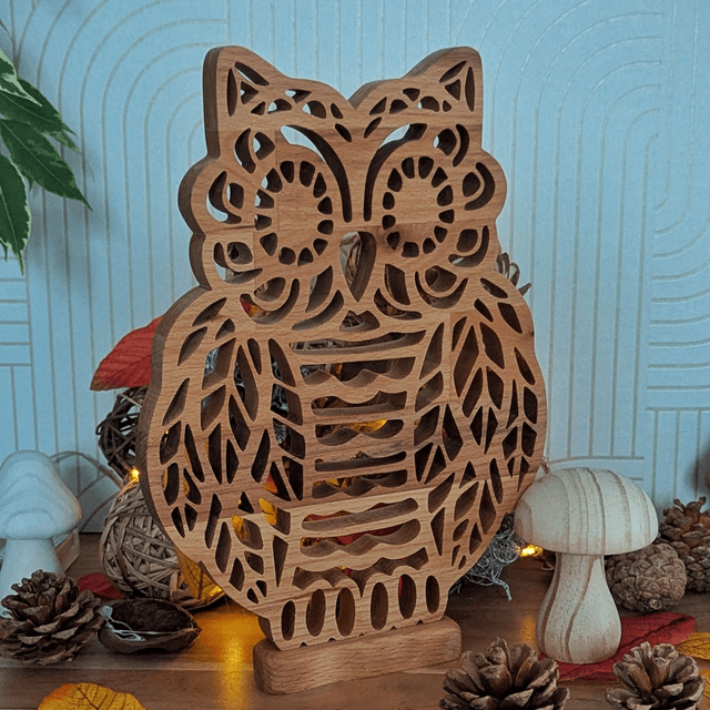 Hibou en hêtre