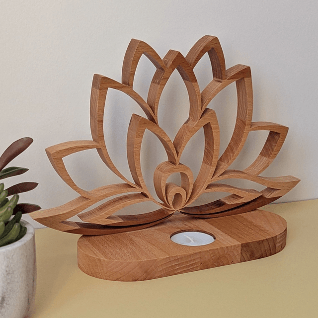 Fleur de lotus en hêtre