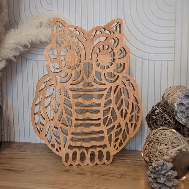 Hibou en hêtre