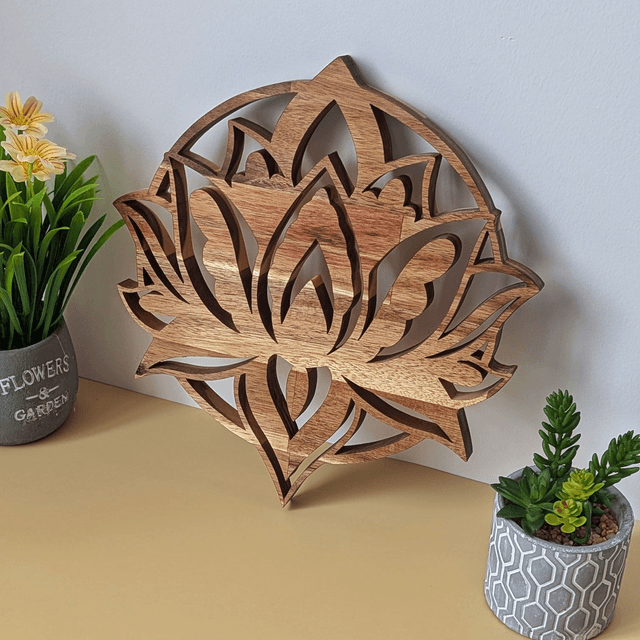Fleur de lotus en acacia