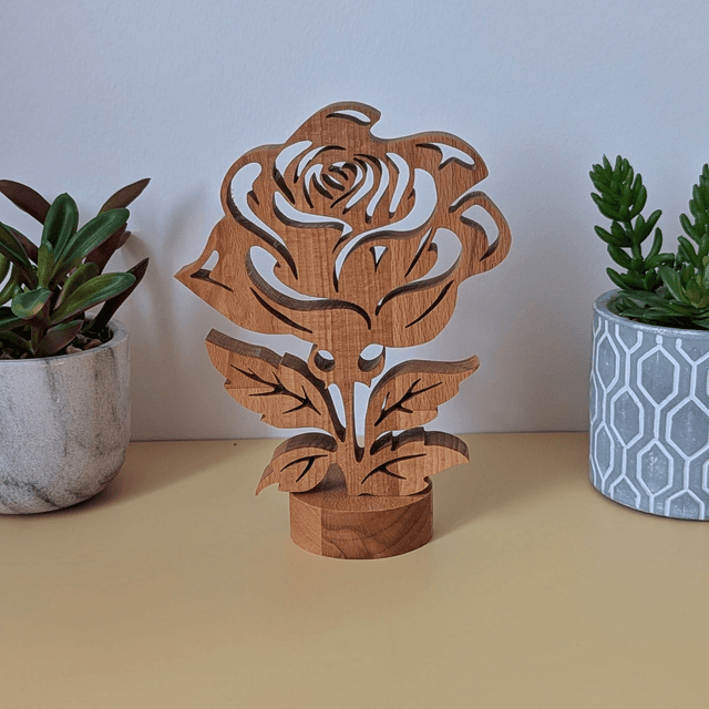 Rose en hêtre